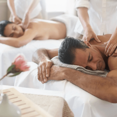 COUPLES MASSAGE